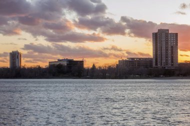 bde maka ska ska gün batımı yakın