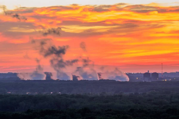 Puesta Sol Detrás Planta Energía Nuclear Isla Pradera —  Fotos de Stock