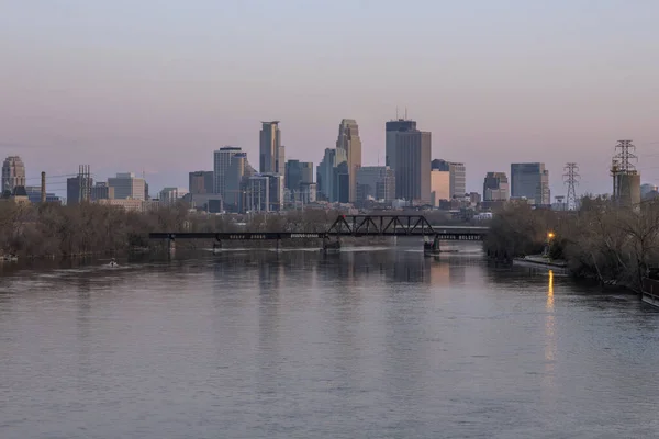 Coucher Soleil Sur Minneapolis Dessus Nord Pacifique Bnsf Minneapolis Rail — Photo