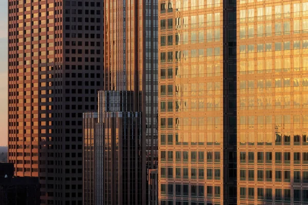 Telohoto Günbatımı Dokuları Minneapolis Gökdelenleri — Stok fotoğraf