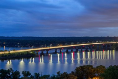 Ortalama atış Hudson i94 köprü alacakaranlığı