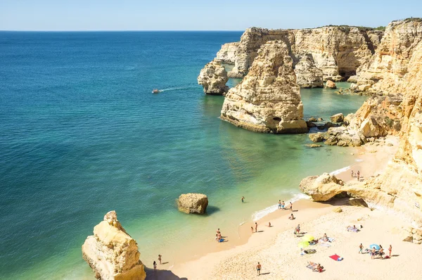 Praia da Marinha turist ile bay
