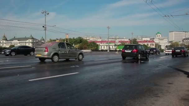 Moscow. Roadway. Cars. Summer 01 — Stock Video