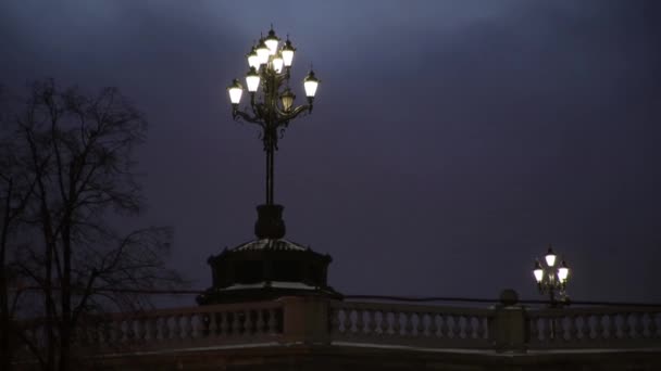 Luces de la ciudad, noche de invierno — Vídeo de stock