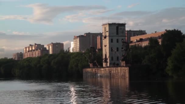 Quai. Rivière Moscou. Été — Video