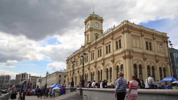 Moskva, Leningradsky järnvägsstation. — Stockvideo