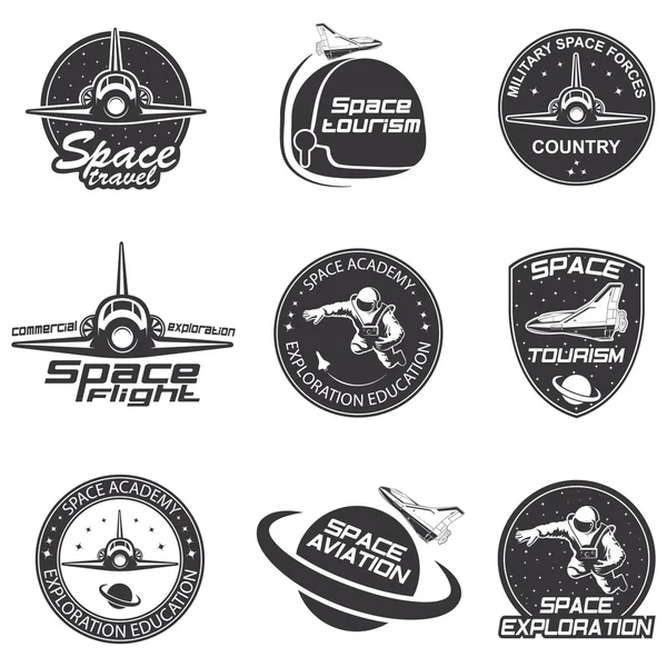 Conjunto de insignias de viaje espacial retro y moderno — Archivo Imágenes Vectoriales