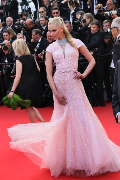 Tanya dziahileva model