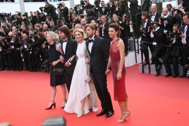 Diego Luna ve Marthe Keller 