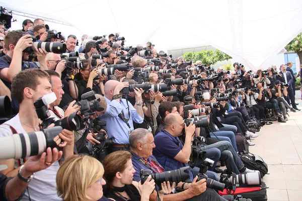 Photographers attends the 'Cafe Society' — Stock Photo, Image