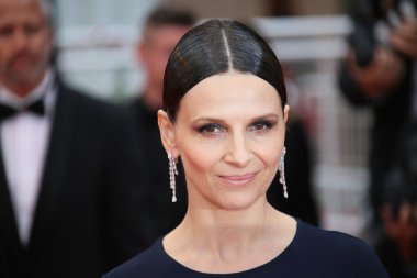 Juliette Binoche attends the 'Slack Bay'