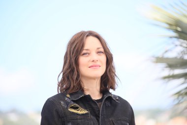 Marion Cotillard Cannes Film Festivali'nde