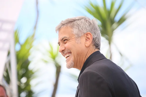 George Clooney assiste ao 'Monstro do Dinheiro' — Fotografia de Stock