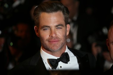 Chris Pine, 'Taşın Elleri' ne katıldı.