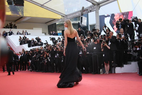 Toni Garrn attends the screening of 'Loving' — Stockfoto