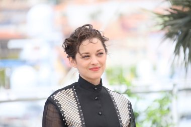 Marion Cotillard Cannes Film Festivali'nde