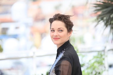 Marion Cotillard Cannes Film Festivali'nde