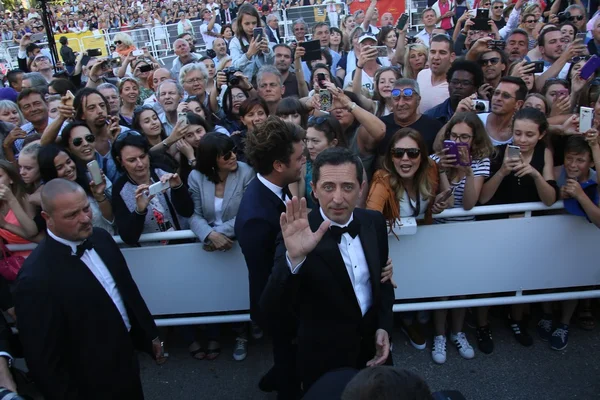 Gad Elmaleh assiste à l'Elle' — Photo