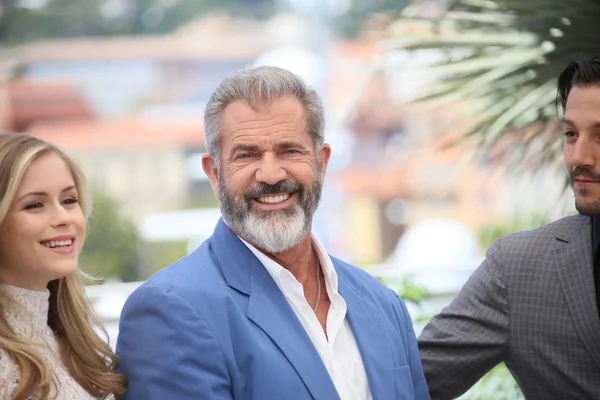 Mel Gibson assiste au "Père du Sang" — Photo