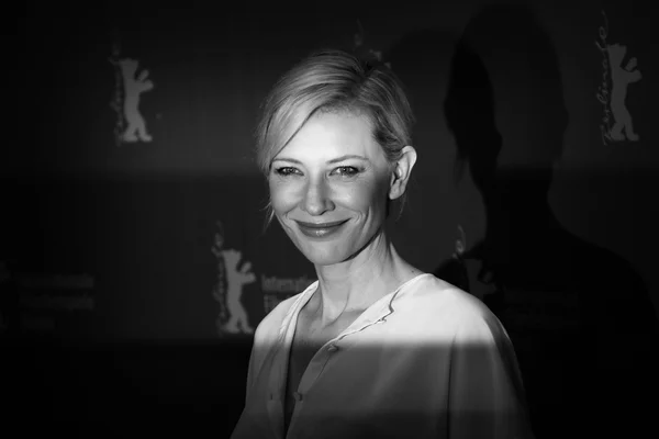 Cate Blanchett attends the 'Cinderella' photocall — Stock Photo, Image