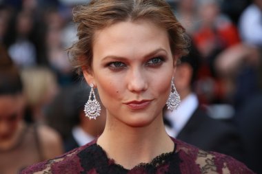 Karlie Kloss 'Monaco Grace' prömiyeri katılır