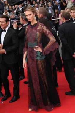 Karlie Kloss 'Monaco Grace' prömiyeri katılır