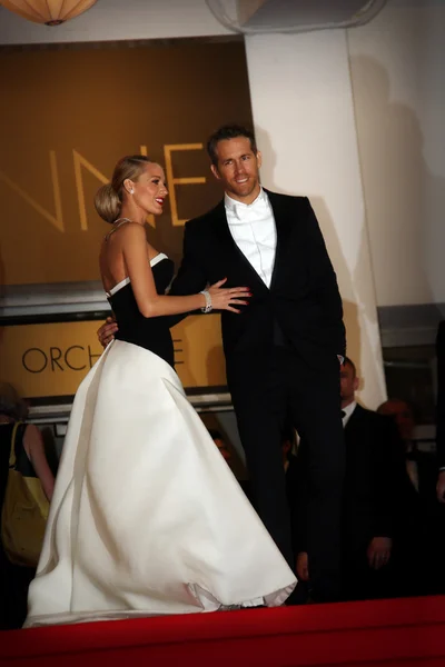 Ryan Reynolds  and Blake Lively attend 'The Captive' premiere — Stock Photo, Image