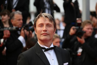 oyuncu mads mikkelsen