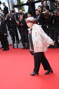 Agnes varda 68 yıllık cannes film festivali sırasında