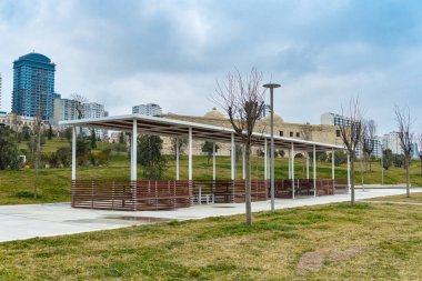 Central Park 'ta hava soğuk. Bakü, Azerbaycan. 15.02.2025.