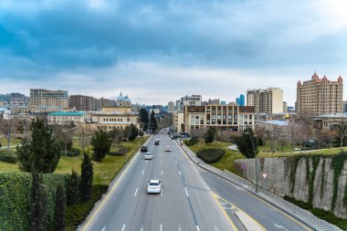 Central Park 'ta hava soğuk. Bakü, Azerbaycan. 15.02.2025.