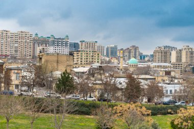 Central Park 'ta hava soğuk. Bakü, Azerbaycan. 15.02.2025.