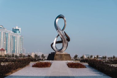 Karabağ, Azerbaycan 'dır! 44 günlük Vatanseverlik Savaşı. Zafer Parkı, Zafer Kemeri, Zafer Anıtı. Bakü, Azerbaycan. 01.02.2026.