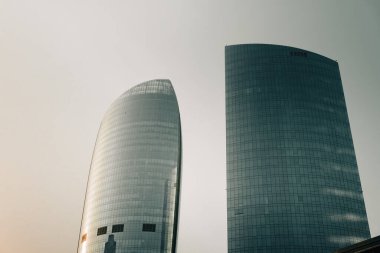 Sinematik şehir manzarası. Bakü, Azerbaycan. 01.02.2026.