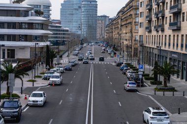 Bakü Beyaz Şehri 'nin modern şehir mimarisi. Şehir binası, inşaat ve şehir planlama konsepti. Bakü, Azerbaycan. 14.02.2026.