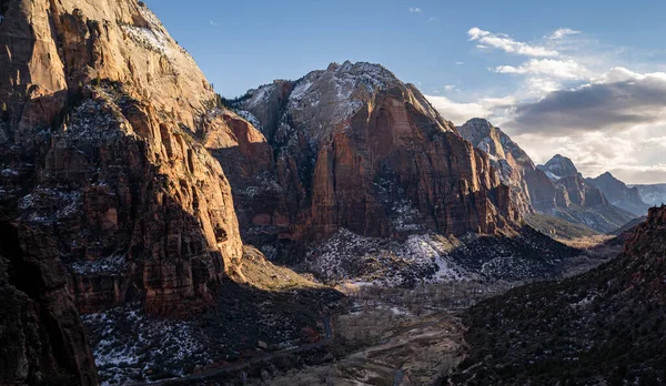 Escursioni Nel Bellissimo Parco Nazionale Zion — Foto Stock