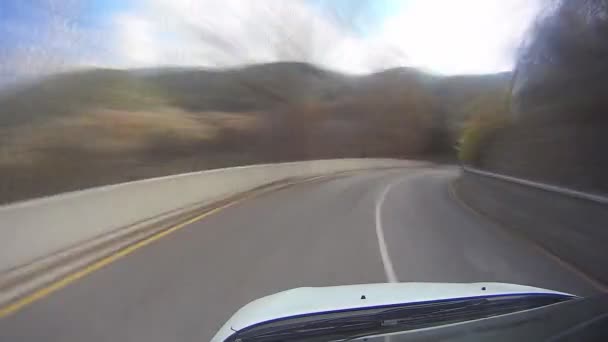 Pov parte superior del coche en las carreteras del país — Vídeos de Stock