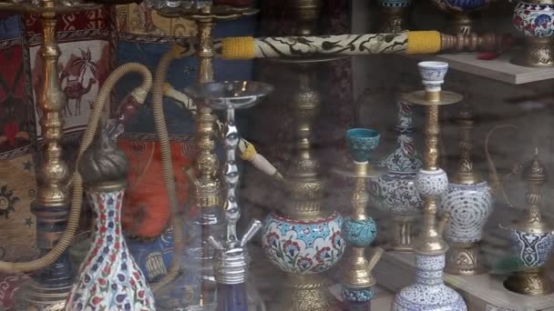 Hookah in souvenir shop in Turkey — Stock Video