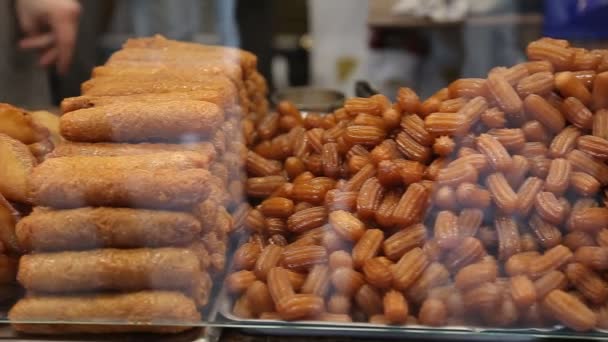 Delicioso baklava turco en Estambul — Vídeos de Stock