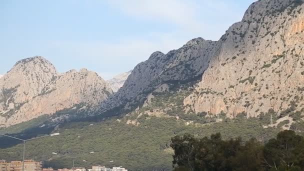 Vista panorámica de un pueblo de montaña Akseki Antalya Turquía — Vídeo de stock