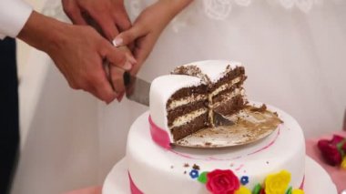 kesme düğün pastası