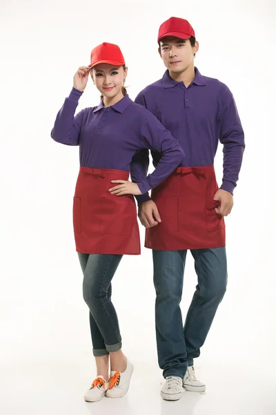 Beyaz arka planda duran T-shirt garson her türlü giyim