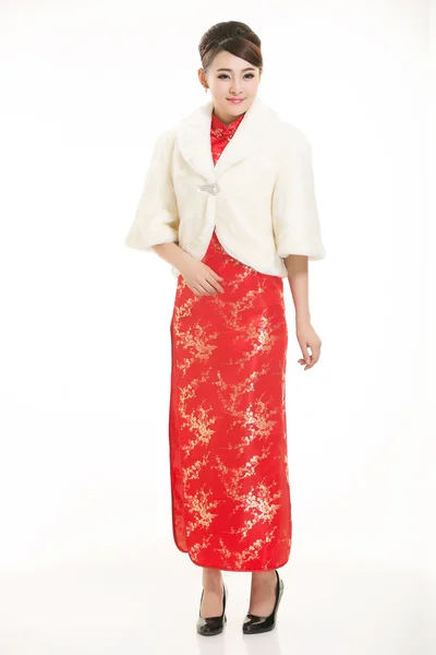 白い背景の前に中国の服のウェイターを着て — ストック写真