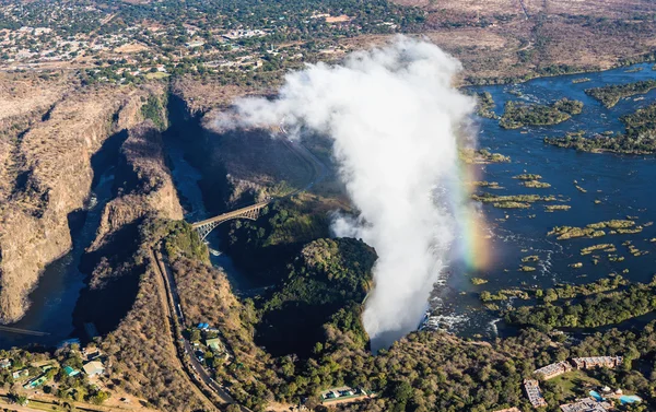 Victoria Falls e arredores no parque nacional — Fotografia de Stock