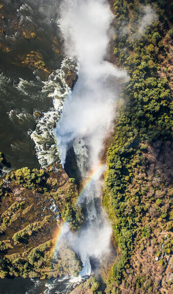 Водопад Виктория и его окрестности
