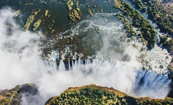 Victoria Falls och omgivande område i nationalparken — Stockfoto