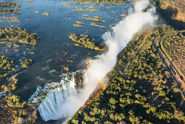 Victoria Falls e arredores no parque nacional — Fotografia de Stock