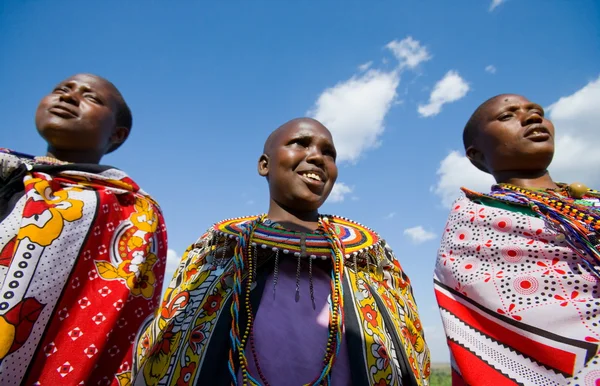 Pueblo masai con joyas tradicionales — Foto de Stock