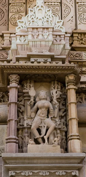 Erotické lidské sochy v Vishvanatha chrámu — Stock fotografie