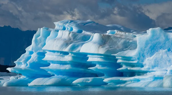 Modré ices ledovec — Stock fotografie